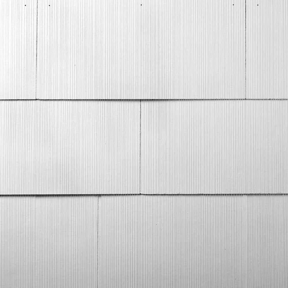 Fire-Resistant, Durable siding... WeatherSide profile vs. Trends: Tested, safe choice!