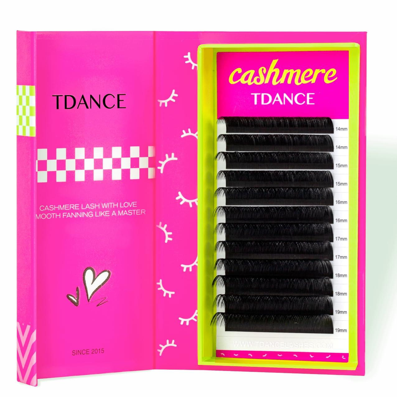 Easy Lash Studio Showdown: Volume Clusters Versus Fan Extensions