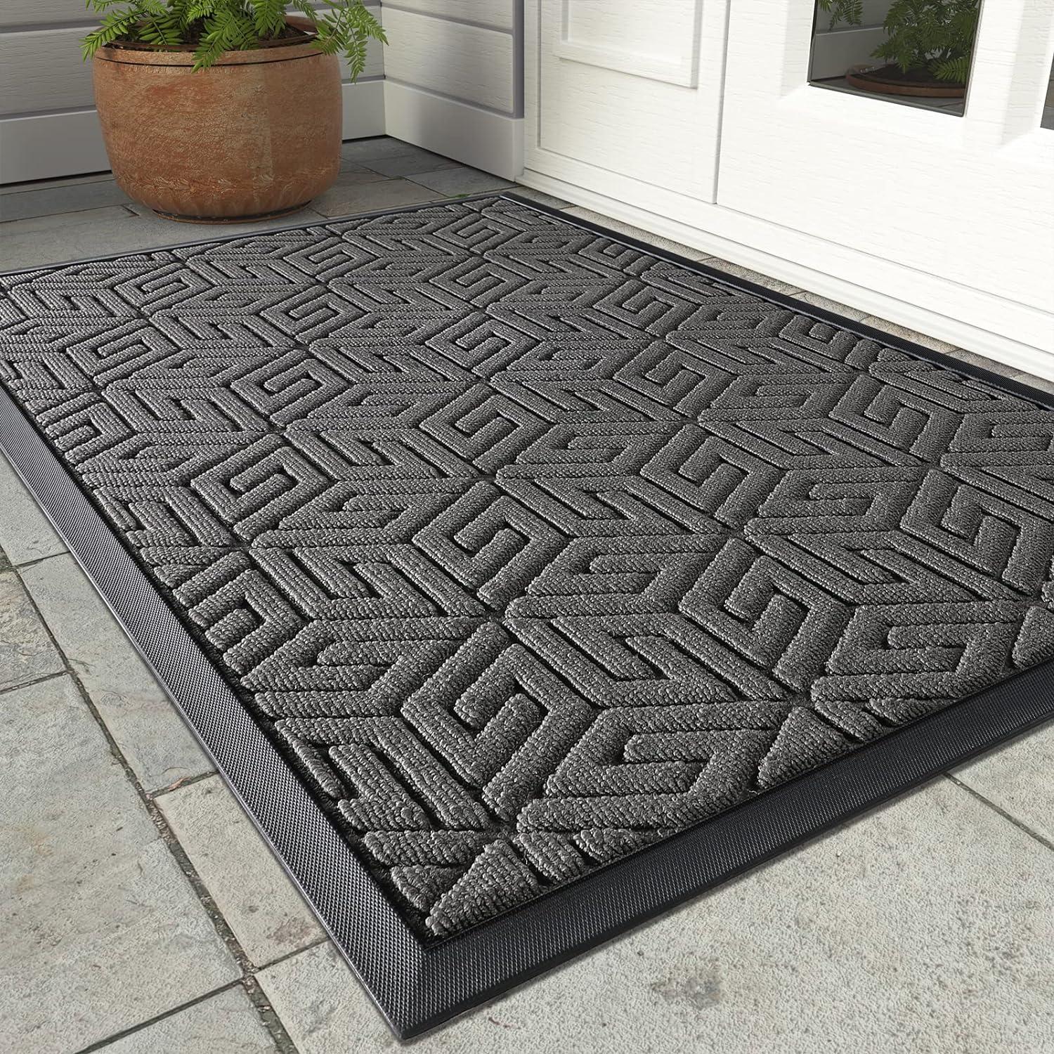 Tested Gray Rubber Mat Showdown: Stain-Resistant Outdoor Versus Indoor Use